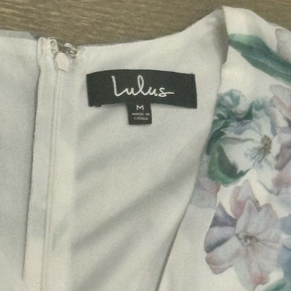 Lulus Art of Love White Multi Floral Print Ruffled Mini Dress Womens size m - Picture 6 of 8